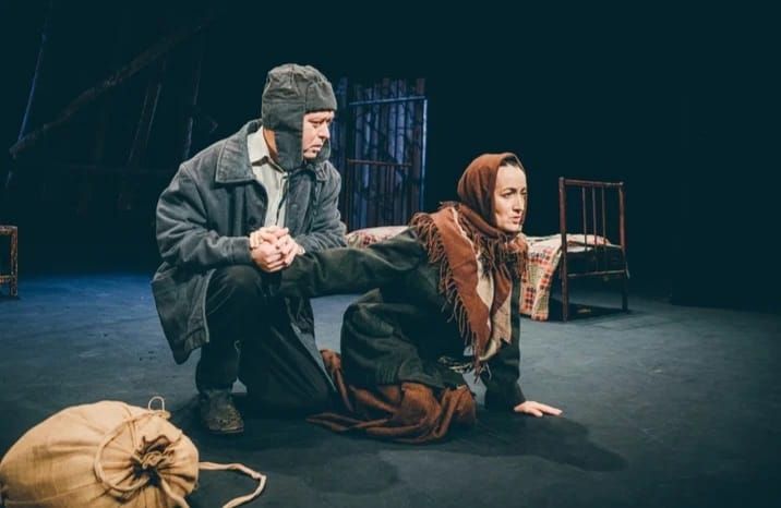 Лилия Минһаҗева: «Артистлыкка укуымны белгәч әни өч сәгать сөйләшмәде»