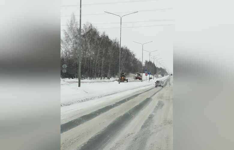 «КАМАЗ» ГАҖ урамнарны кардан чистарта