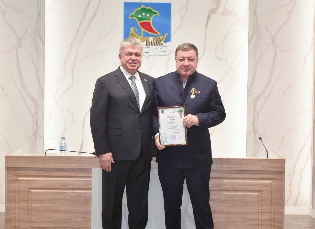 Чаллыда Яңа елга иң яхшы бизәүчеләр ачыкланды