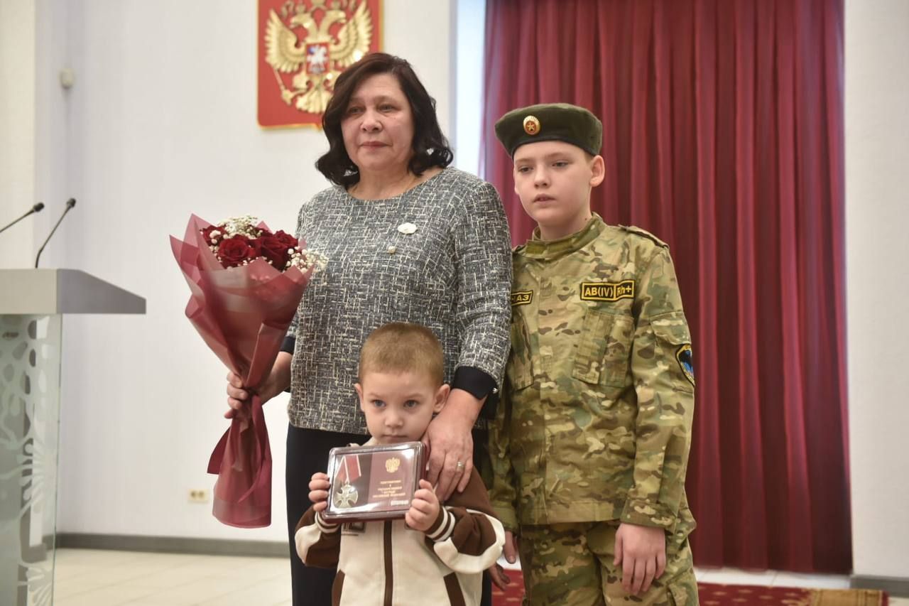 24 Чаллы хәрбие үлгәннән соң Батырлык ордены белән бүләкләнде
