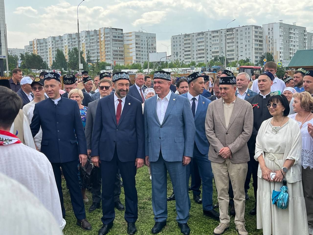 Чаллы Сабан туенда Алексей Песошин утын ярып күрсәтте