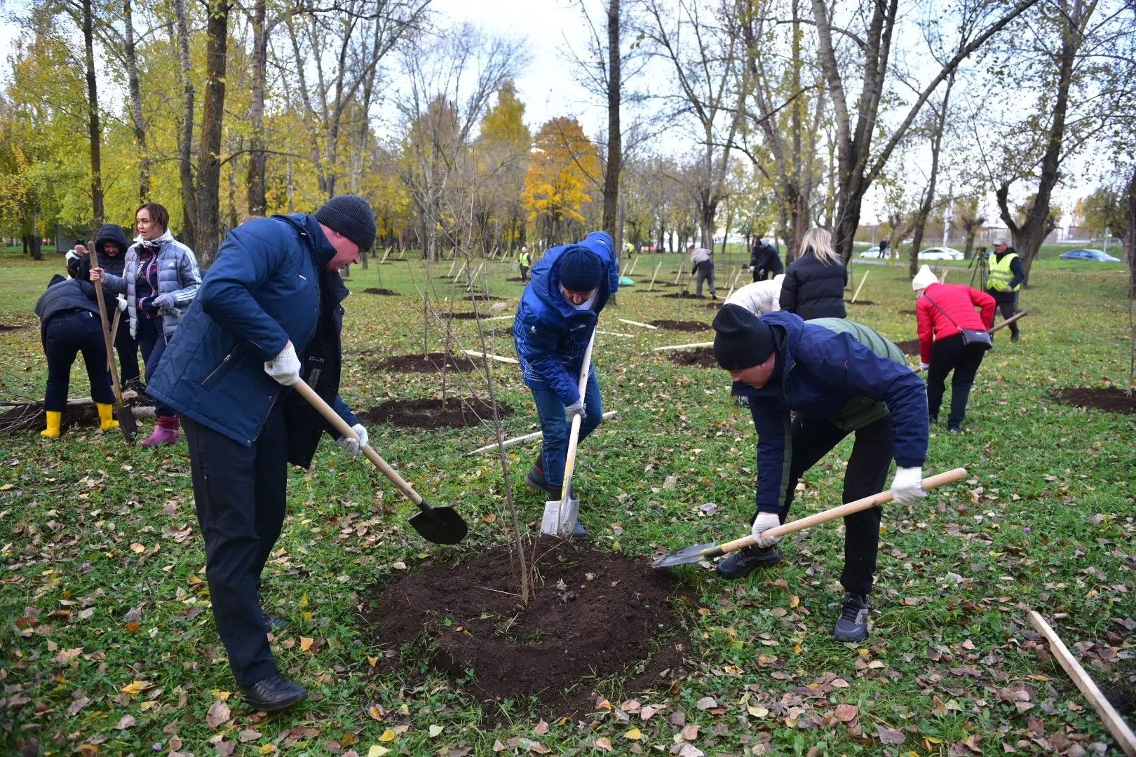 Чаллыда көзге санитар-экологик айлык дәвам итә. Фоторепортаж.