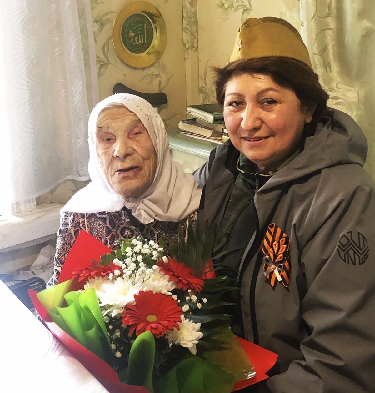 «Ак барс» хоккей командасының иң өлкән җанатары Мөнәздилә Хафизова вафат булды