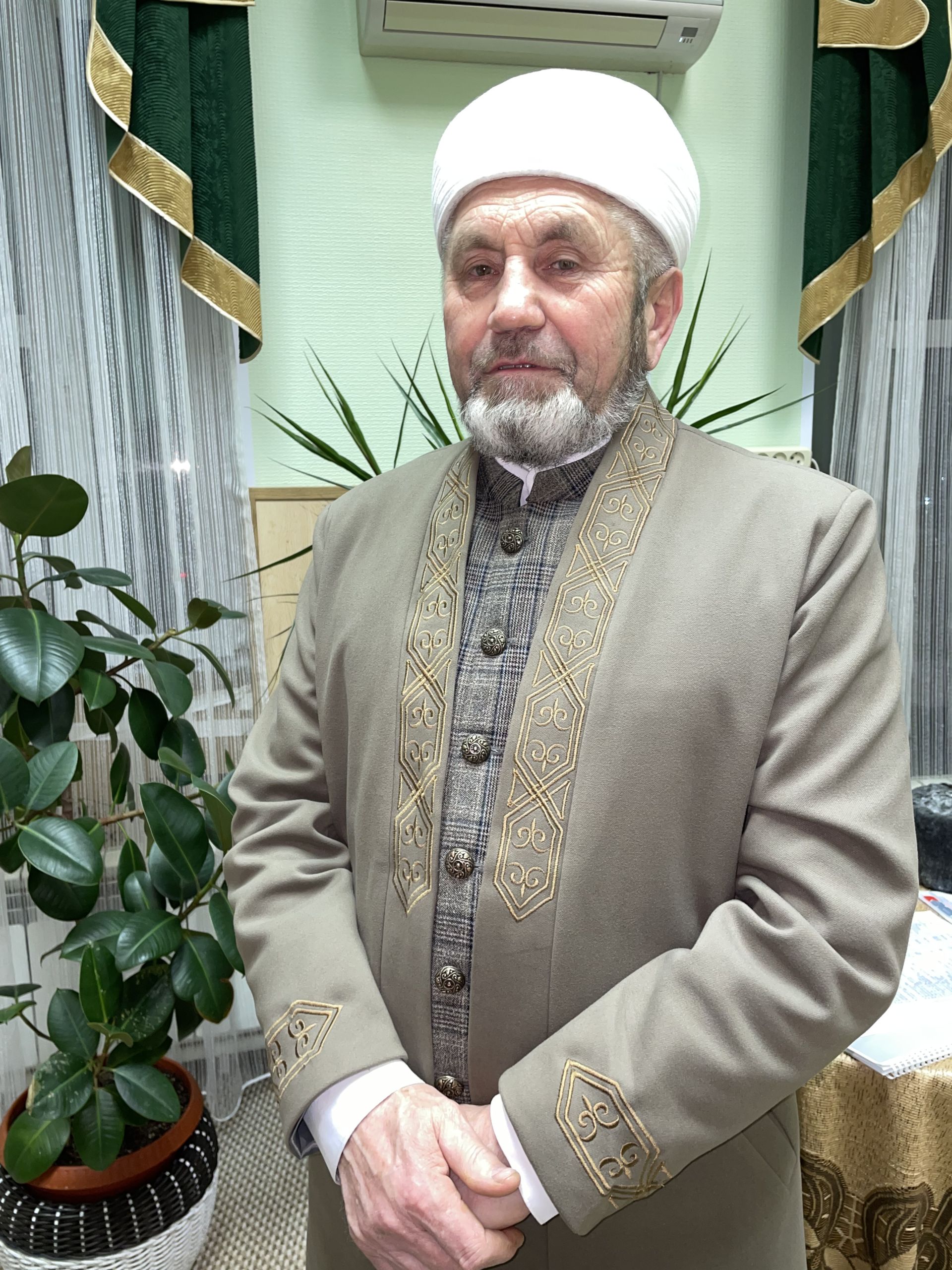 Әлфәс хәзрәт мөселманнарны якынлашып килүче Корбан бәйрәме белән котлады