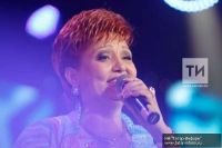 Хәния Фәрхинең сеңлесе Фирүзә: «Халык апамны онытмый...»