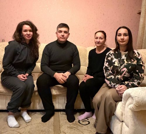«Улым белән киленемне югалттым, хәзер оныкларым өчен көрәшәм»