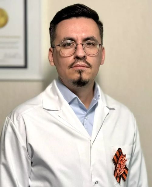 Ашыгыч медицина ярдәме күрсәтү хастаханәсендә яңа баш табиб