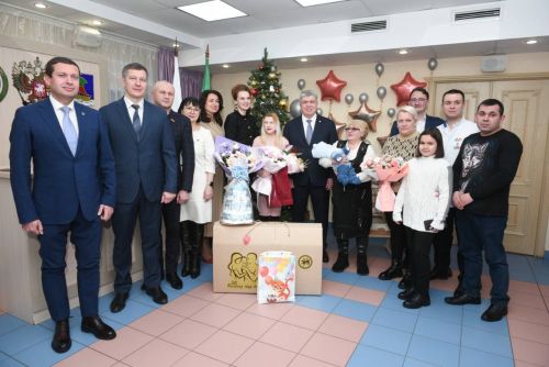 Чаллыдан мобилизацияләнгән ирнең баласы туды