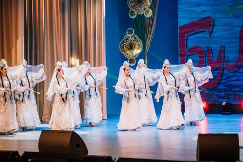 «Болгар» ансамбленнән – затлы чыгышлар