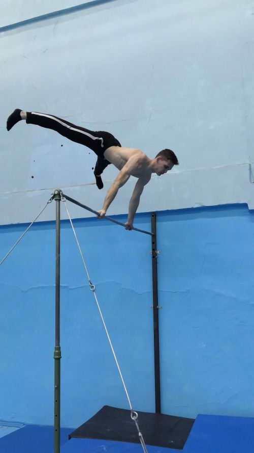 «Бу спорт белән шөгыльләнү өчен форма да, кыйбатлы аяк киемнәре дә кирәк түгел» - ФОТО, ВИДЕО
