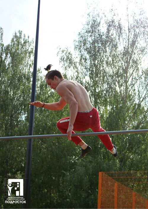 «Бу спорт белән шөгыльләнү өчен форма да, кыйбатлы аяк киемнәре дә кирәк түгел» - ФОТО, ВИДЕО