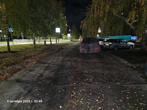 Чаллыда юл өстендә яткан ир-атны машина таптады