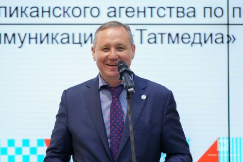 Айдар Сәлимгәрәев «Татмедиа» акционерлар җәмгыятен 16 еллыгы белән котлады