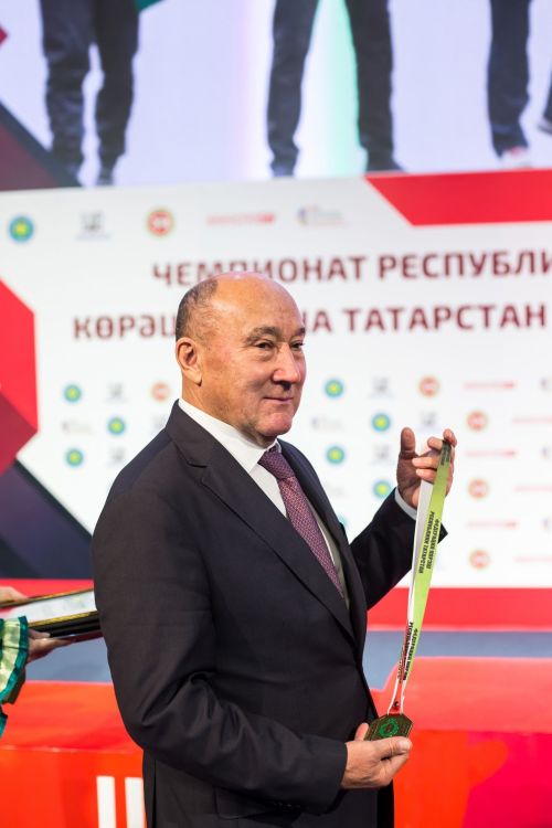 Казанда республиканың иң көчле көрәшчеләре бил алышты - ФОТОЛАР