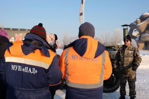 Чаллыда кар чистартучыларны кайнар аш белән сыйладылар