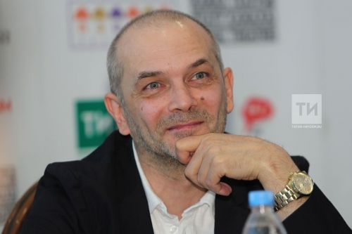 Фәрит Бикчәнтәев: «Милли театрлар кыйбласын югалтмады»