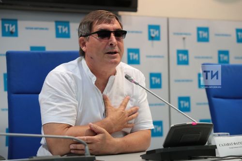 Чаллыга Салават килә