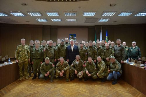 Чаллы мэры хәрбиләр белән очрашты