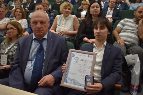 БСМПда Татарстанның элеккеге министры Марат Садыйковның улы Марсель Садыйковны бүләкләделәр (фотолар)