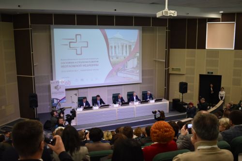 БСМПда Татарстанның элеккеге министры Марат Садыйковның улы Марсель Садыйковны бүләкләделәр (фотолар)