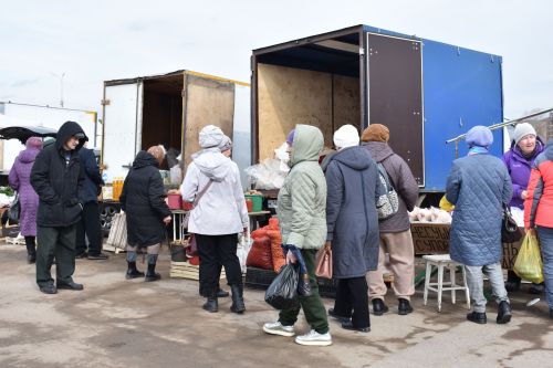 Ярминкәдә үз товарларын тәкъдим итүчеләр: «Бөтен продукциябезне сатып кайтып китәбез» - ФОТОЛАР