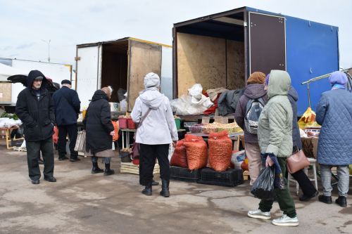 Ярминкәдә үз товарларын тәкъдим итүчеләр: «Бөтен продукциябезне сатып кайтып китәбез» - ФОТОЛАР