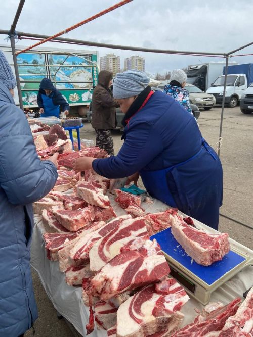 Ярминкәдә үз товарларын тәкъдим итүчеләр: «Бөтен продукциябезне сатып кайтып китәбез» - ФОТОЛАР