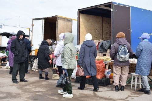 Ярминкәдә үз товарларын тәкъдим итүчеләр: «Бөтен продукциябезне сатып кайтып китәбез» - ФОТОЛАР