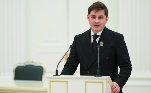 Россия Президенты кулыннан бүләк алган Чаллы егете