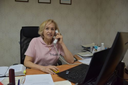Үз-үзенә кул салырга теләүчене телефон аша туктатып буламы?