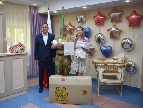 Махсус хәрби операциядә катнашучы Чаллы хәрбиенең беренче баласы туды