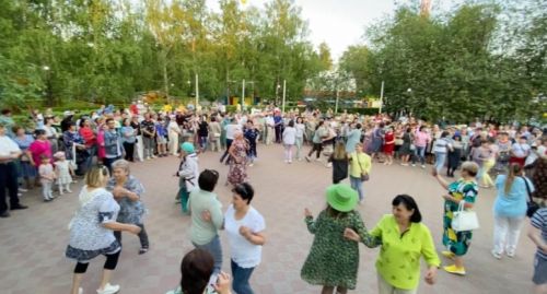 Пятачоктан 50шәр килограмм шикәр комы белән кайтып киттеләр