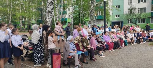Чаллының 4нче микрорайонында халыкны җыйдылар
