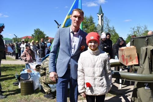 Чаллы халкын солдат боткасы белән сыйладылар - ФОТОРЕПОРТАЖ