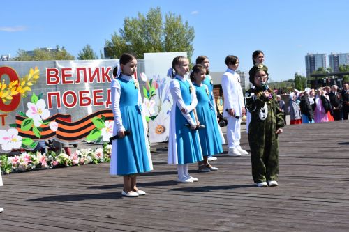 Чаллы халкын солдат боткасы белән сыйладылар - ФОТОРЕПОРТАЖ