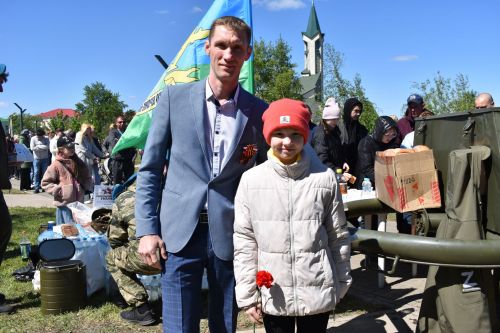 Чаллы халкын солдат боткасы белән сыйладылар - ФОТОРЕПОРТАЖ