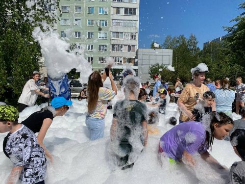 Чаллы ишегалдында күбекле бәйрәм оештырдылар - ВИДЕО