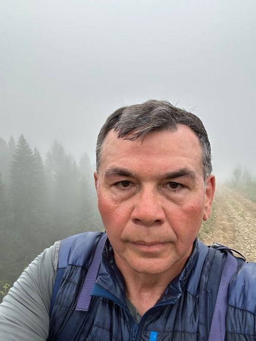 Чаллы хастаханәсенең элеккеге баш табибы велосипед белән Уралга барган- ФОТОЛАР