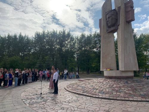 Берьюлы 11 шагыйрьне җәзалап үтергәннәр...