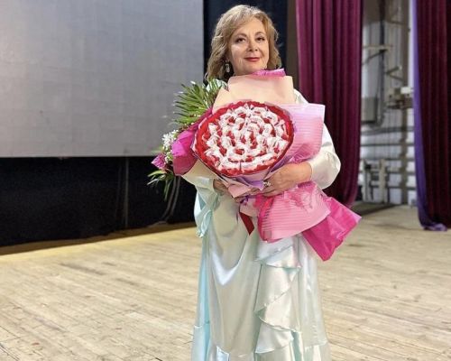 Зифа Нагаева: «Татарстан тамашачысына Хәния Фәрхи танытты»