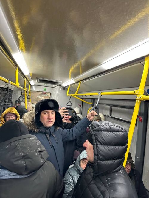 Башкарма комитет җитәкчесе автобуслар йөрешен тикшерде