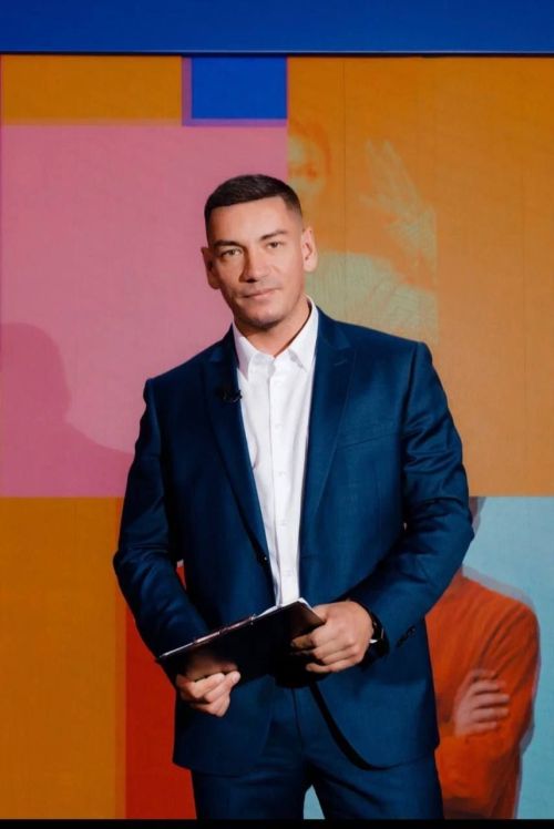 Линар Закиров: «Мәскәү телеканалларында тамашачы булып акча эшлим»