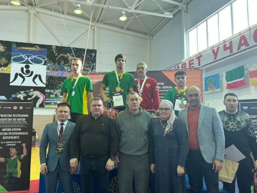 Чаллының яшь көрәшчеләре Татарстан чемпионатында уңышлы чыгыш ясады - ФОТОЛАР