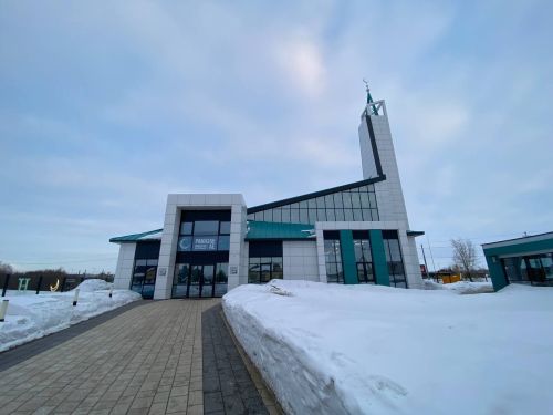 Ифтарда ишеткәннәрдән: «Тәлинкәдә ризыкның бөртеге дә калырга тиеш түгел!»