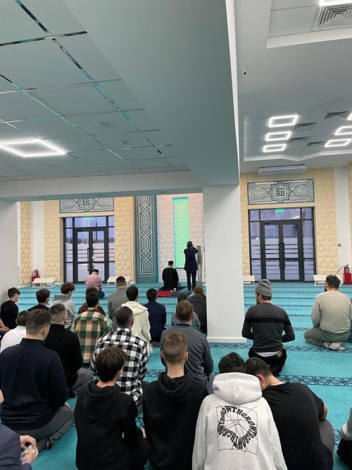 Ифтарда ишеткәннәрдән: «Тәлинкәдә ризыкның бөртеге дә калырга тиеш түгел!»