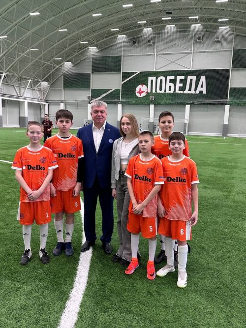 Җиңүче командага бүләк –  спорт объектына ремонт