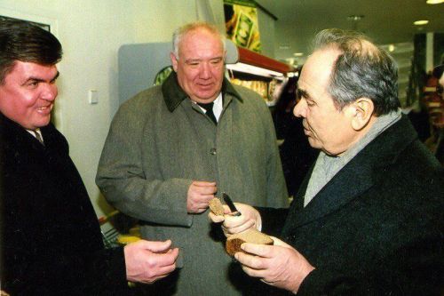 Чаллының элеккеге мэры Рәшит Хәмәдиевкә 77 яшь тулган булыр иде...