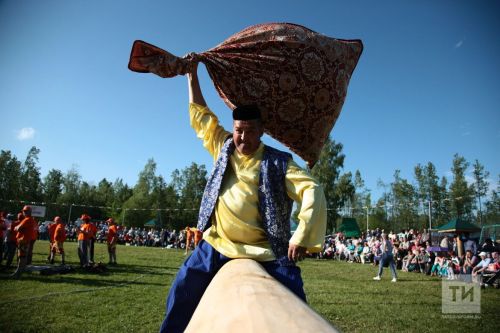 Картлар йортында да Сабантуй
