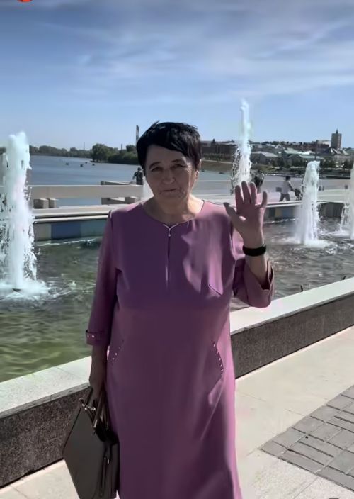Татар җырчысы әнисен дә югалткан