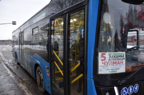 Чаллыда 135 автобусның ни өчен бөтенесе дә йөрми?